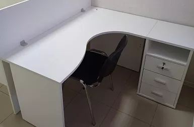 Лидер